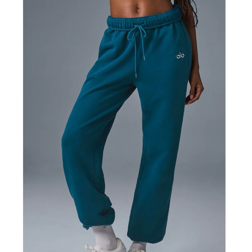 Alo Accolade Sweatpant NWT Eclipse Blue